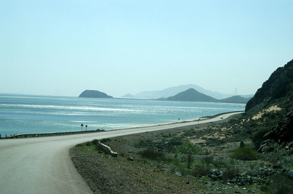 1483439573_east_coast_road_chennai_pondy