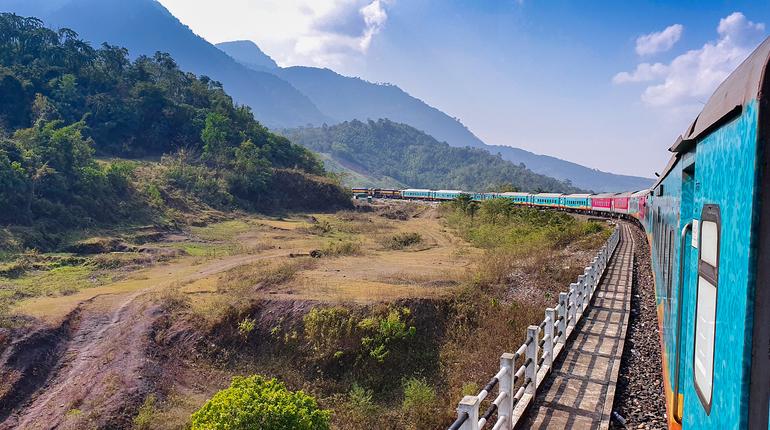 908 Special Trains by Indian Railways for Summer Travel!